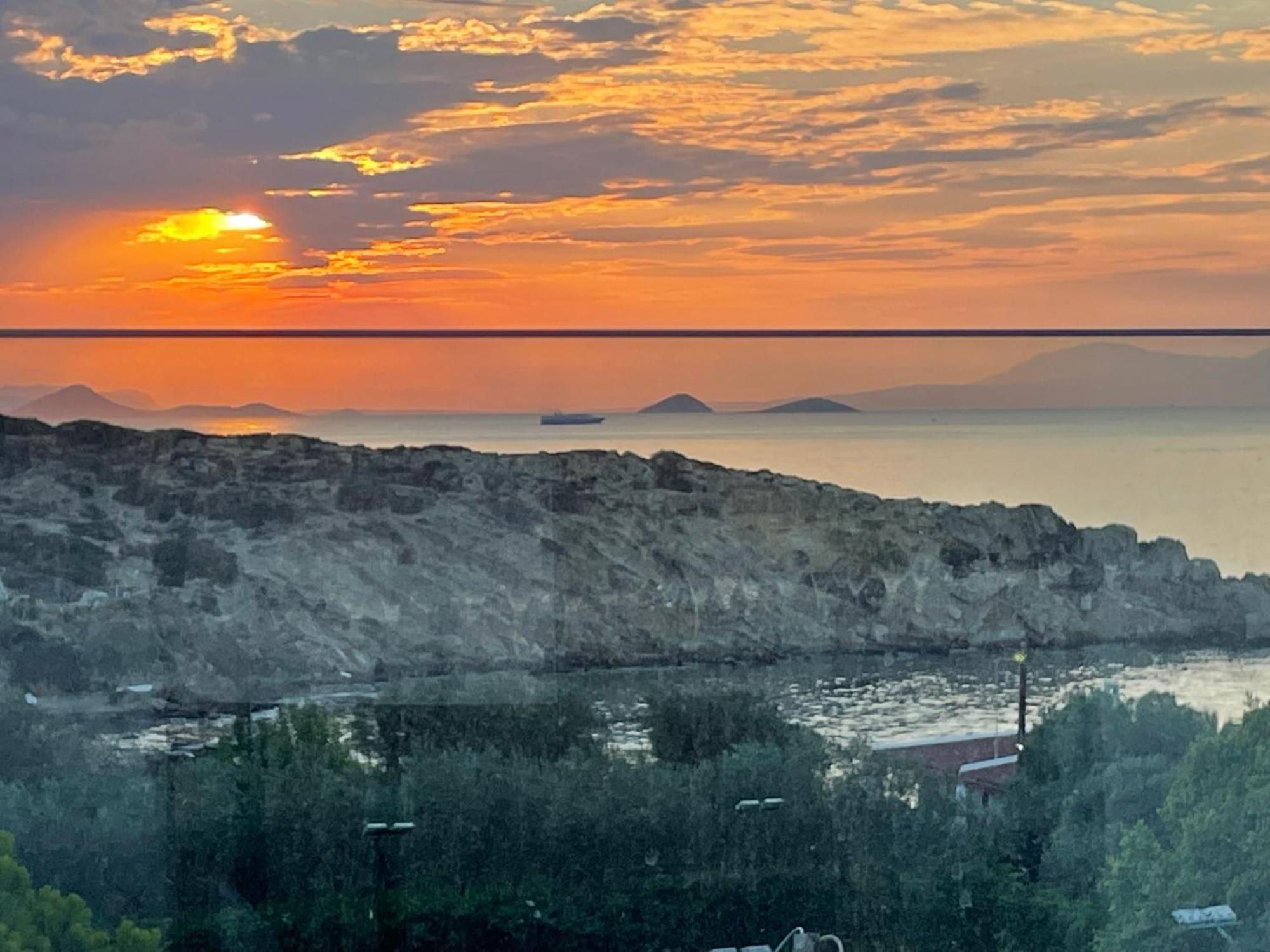 Souvala /Aegina. Excellent Location Luxury Villa. Βαθύ Εξωτερικό φωτογραφία
